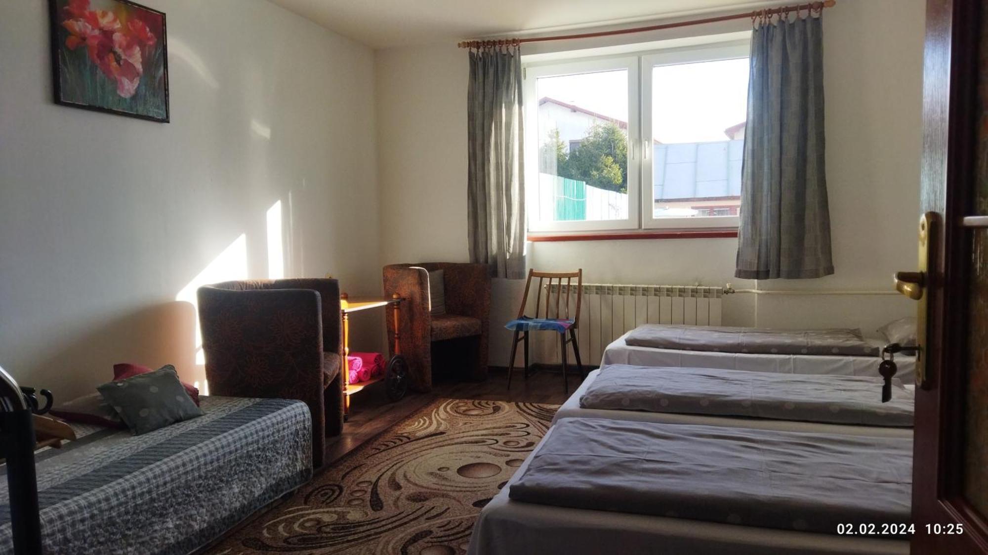 Hotel Lucky Cat à Nová Lesná Extérieur photo